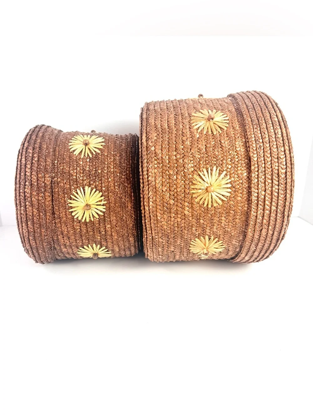 Set Of 2 Vintage Pier 1 Round Straw Storage Basket W/ Lid & Flowers On Side boho